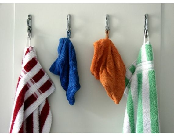 Uchwyty łazienkowe - wieszaki na ręczniki